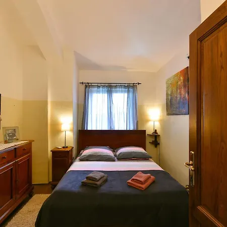 Gloria Al Padre Mit Meerblick Kaštelir
